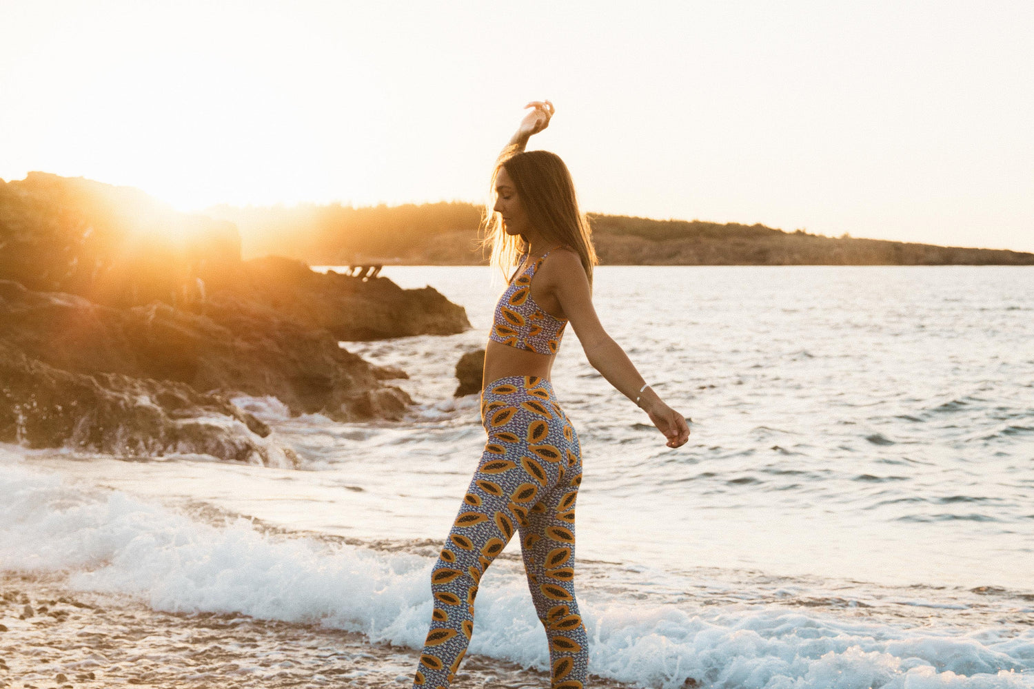 Papaya organic high waist leggings and papaya organic sports bra