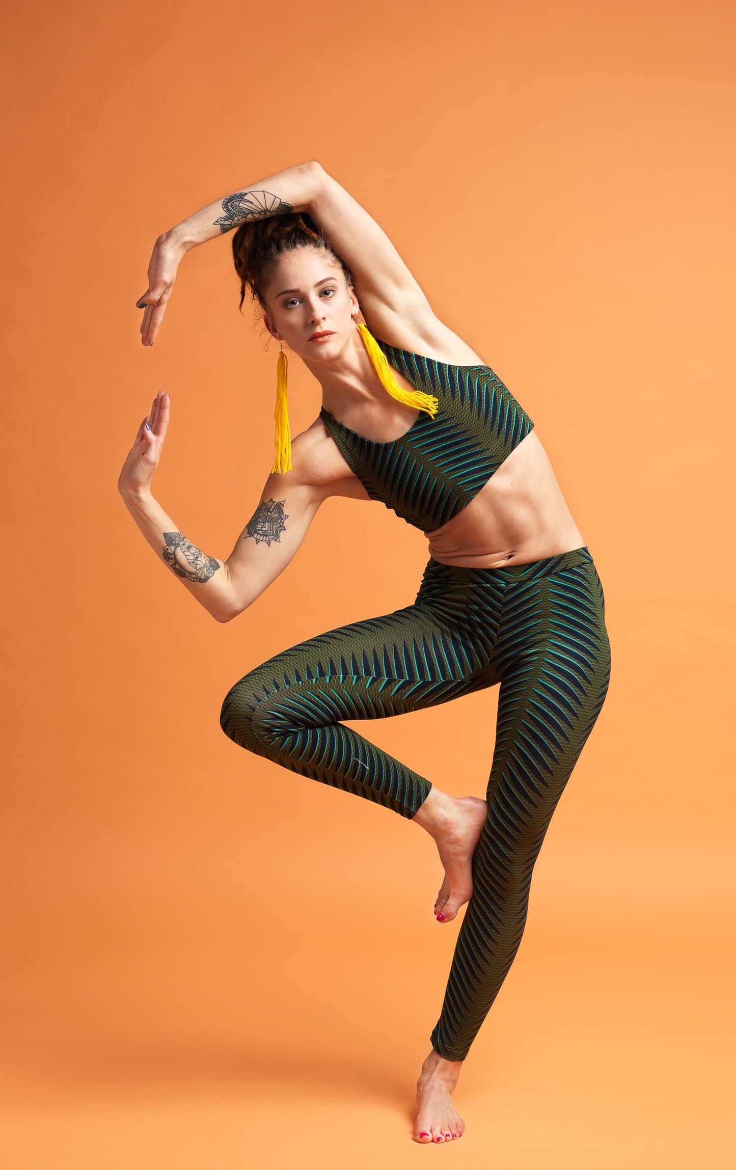 Zavala yoga leggings low waist front